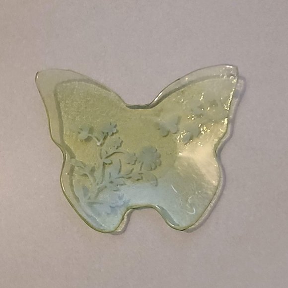 ⭐3/$12⭐ Green Glass Butterfly Decorative Plate - Picture 2 of 8
